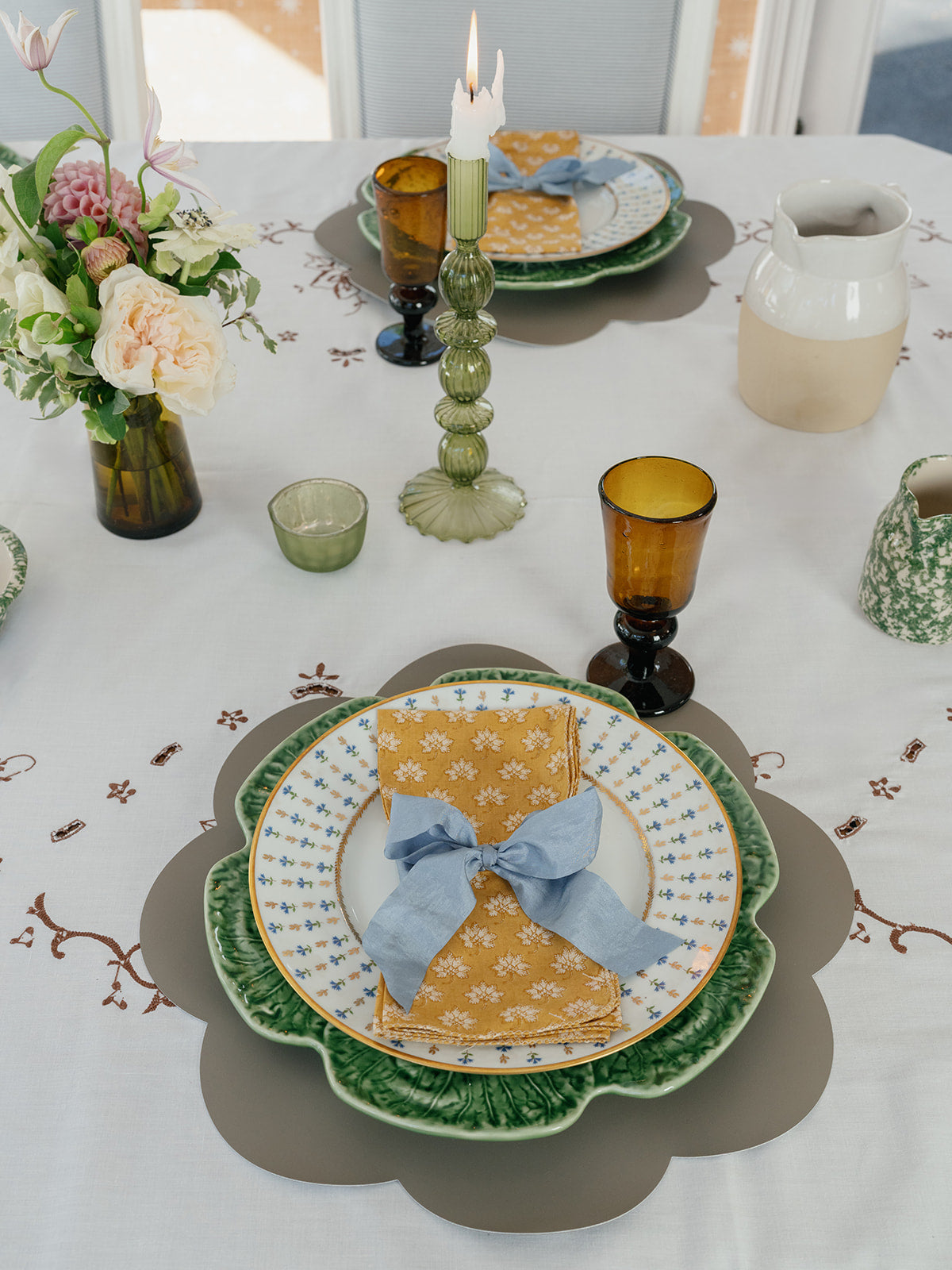 Sally Floral Placemat (set of 4) in Brownstone